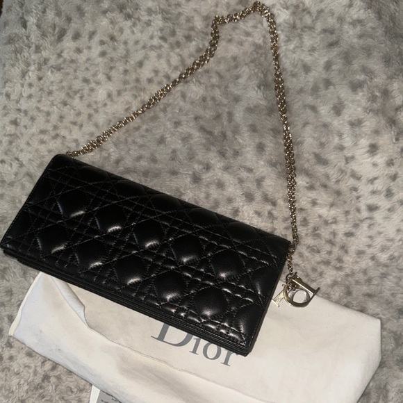 Dior lady dior crossbody bag authentic - Picture 7 of 11